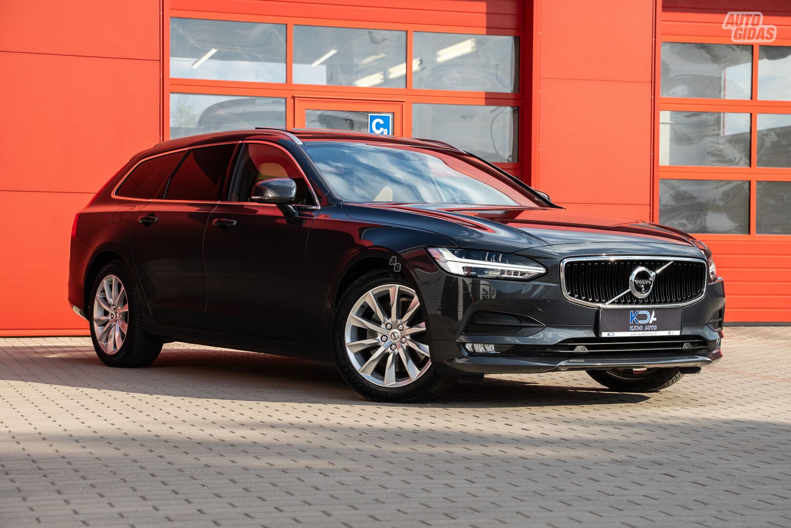 Volvo V90 2017 г Универсал