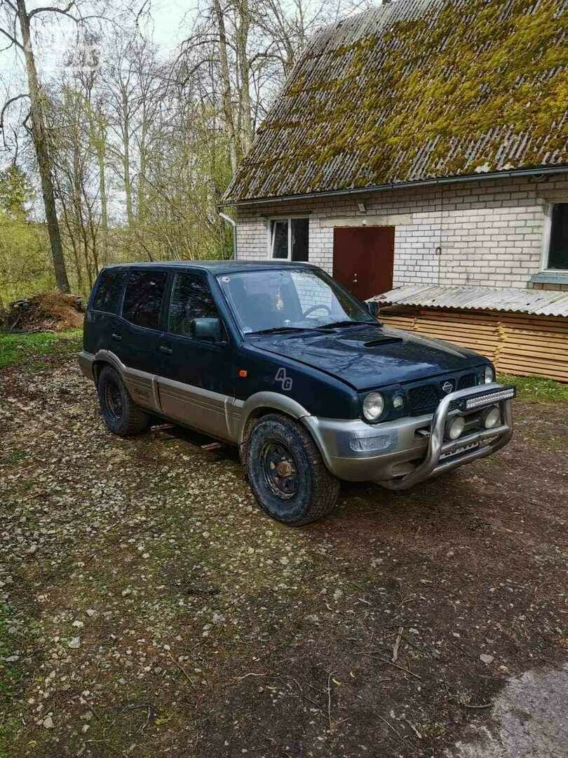 Nissan Terrano 2000 y Off-road / Crossover