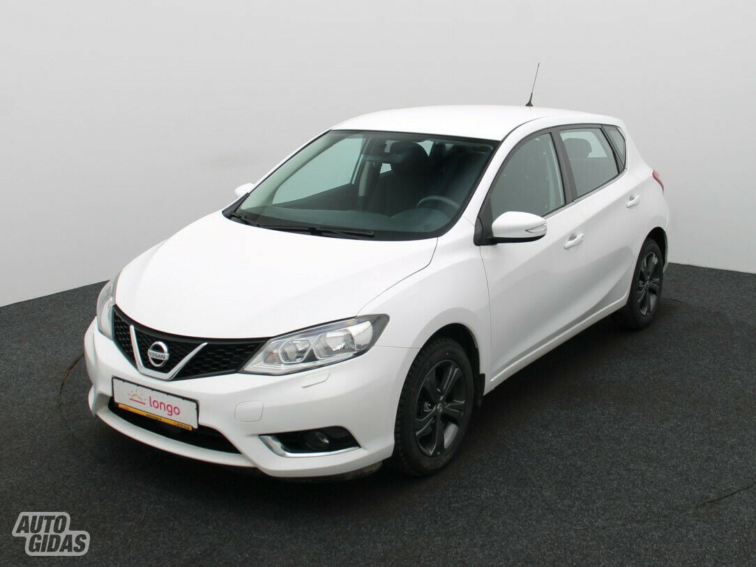 Nissan PULSAR 2016 г Хэтчбек