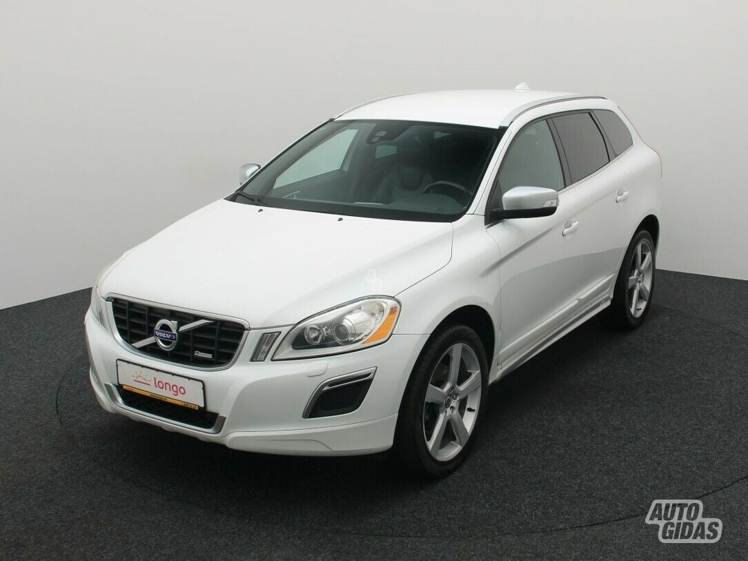 Volvo XC60 2013 г Внедорожник / Кроссовер