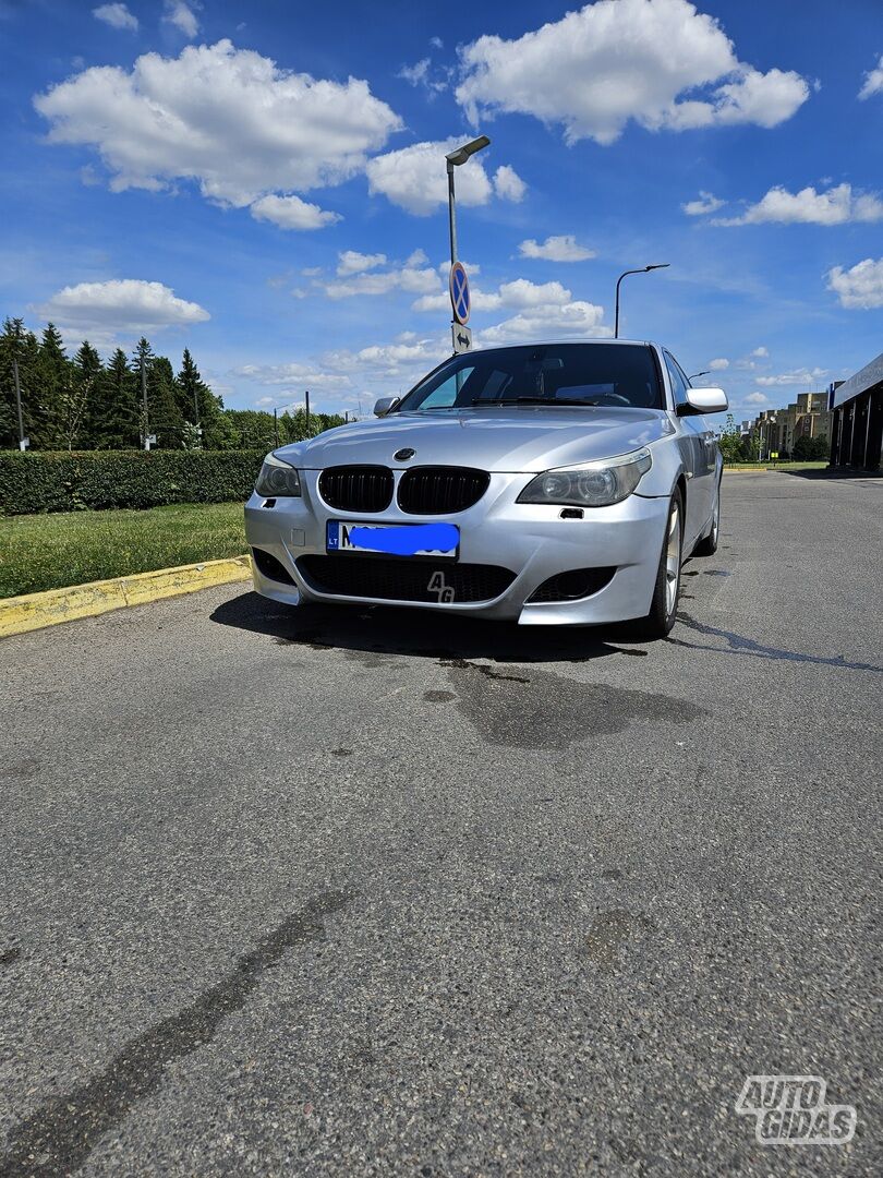 Bmw 530 E61 2004 y