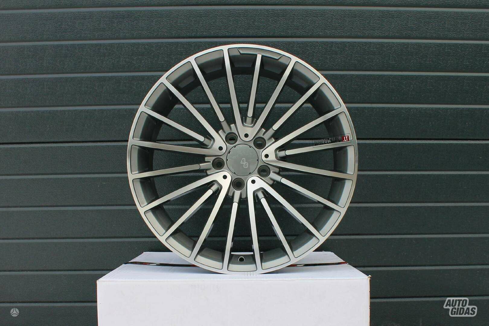 Mercedes-Benz EU-MR532 Style Grey Polished light alloy R22 rims