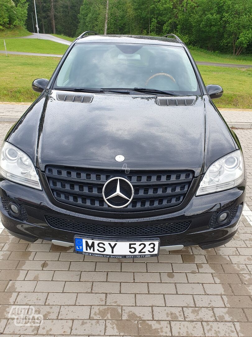 Mercedes-Benz ML 280 2006 г Внедорожник / Кроссовер