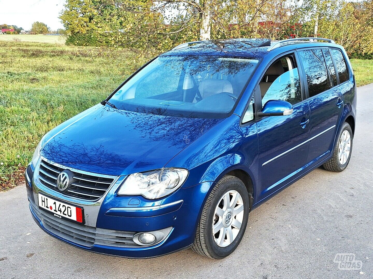 Volkswagen Touran I 2008 y