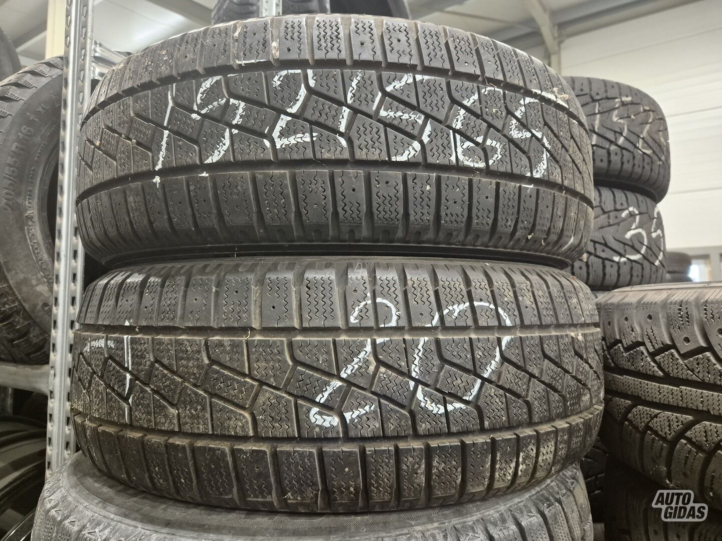 R15 universal tyres passanger car