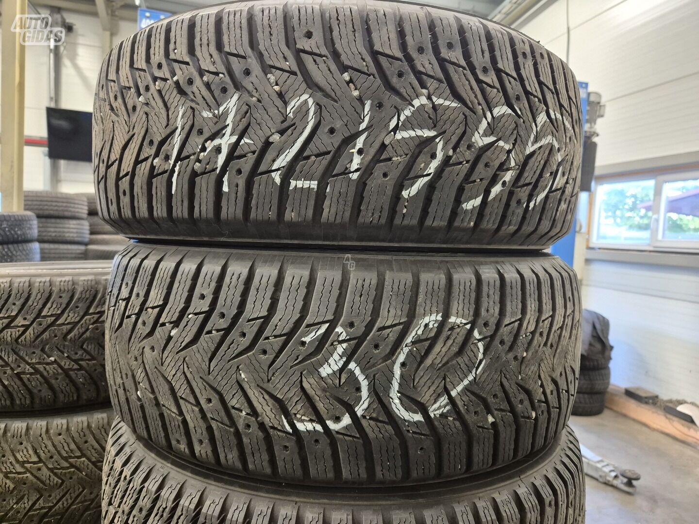 R17 winter tyres passanger car