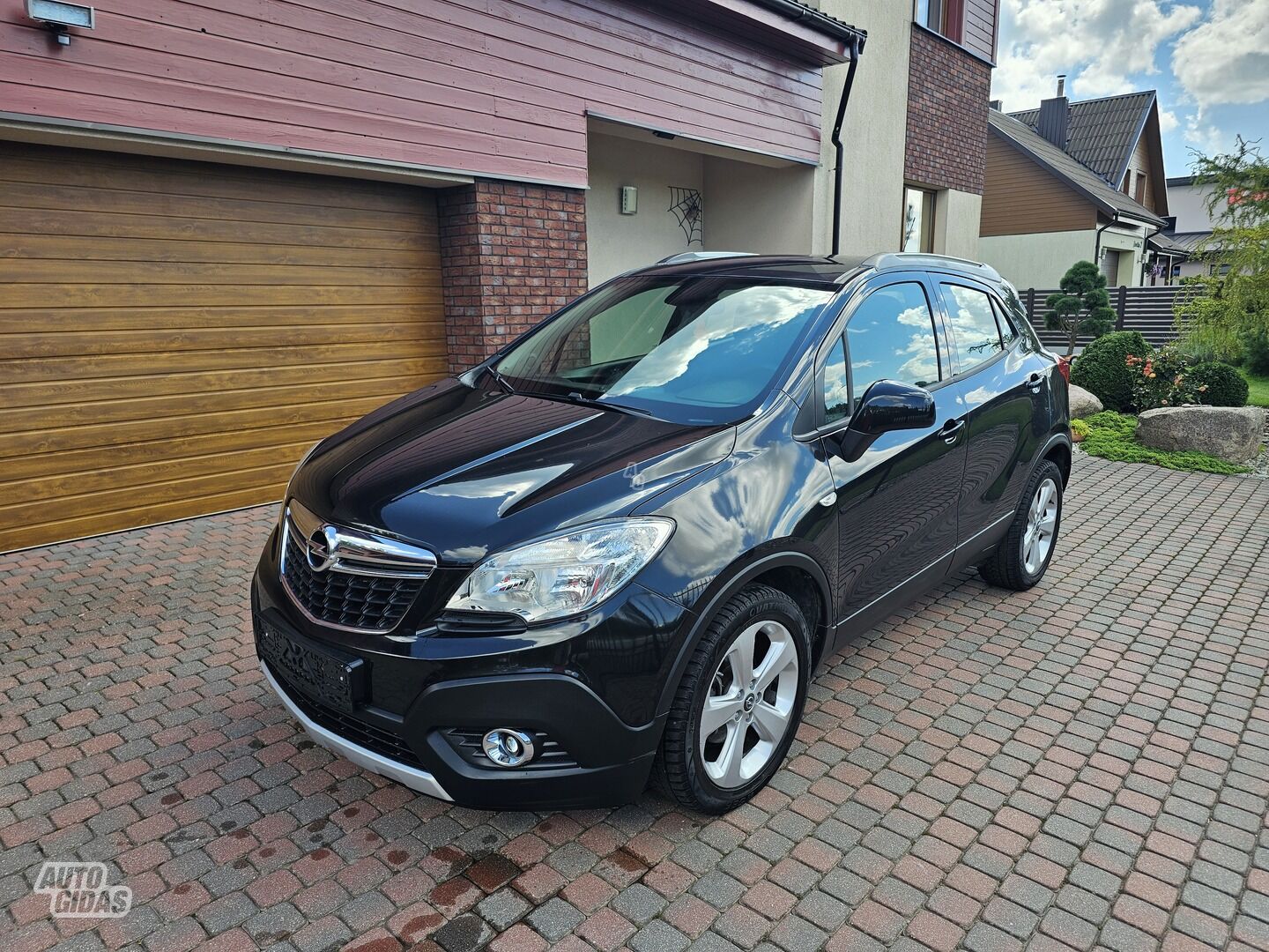 Opel Mokka 2014 г Внедорожник / Кроссовер