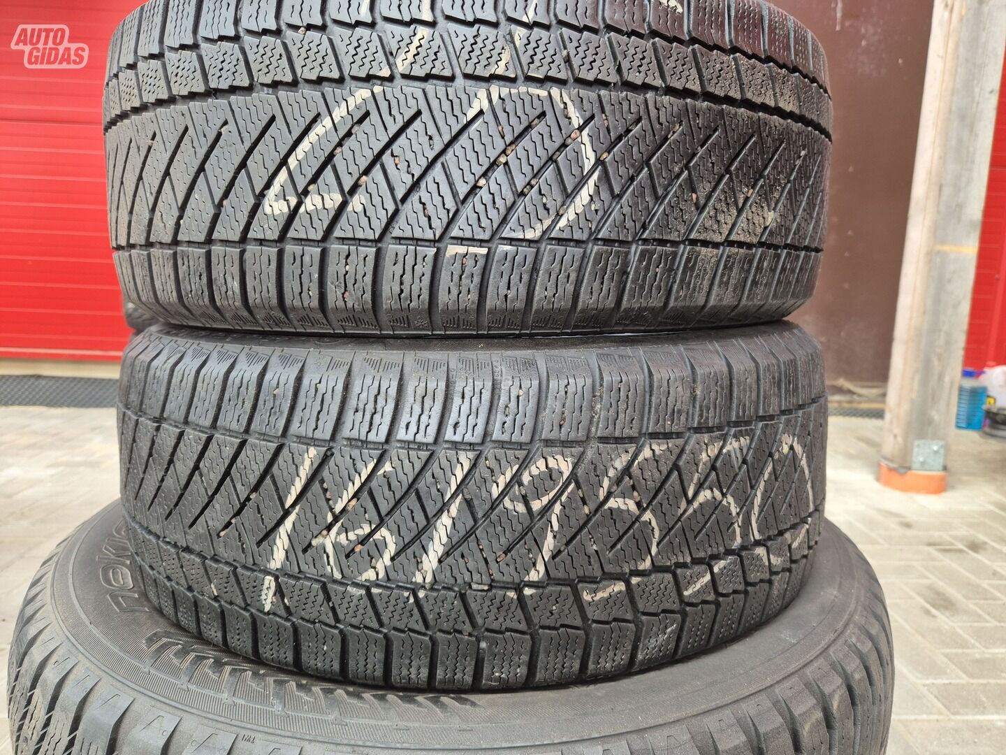 R16 universal tyres passanger car