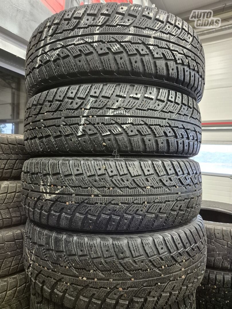 R16 universal tyres passanger car