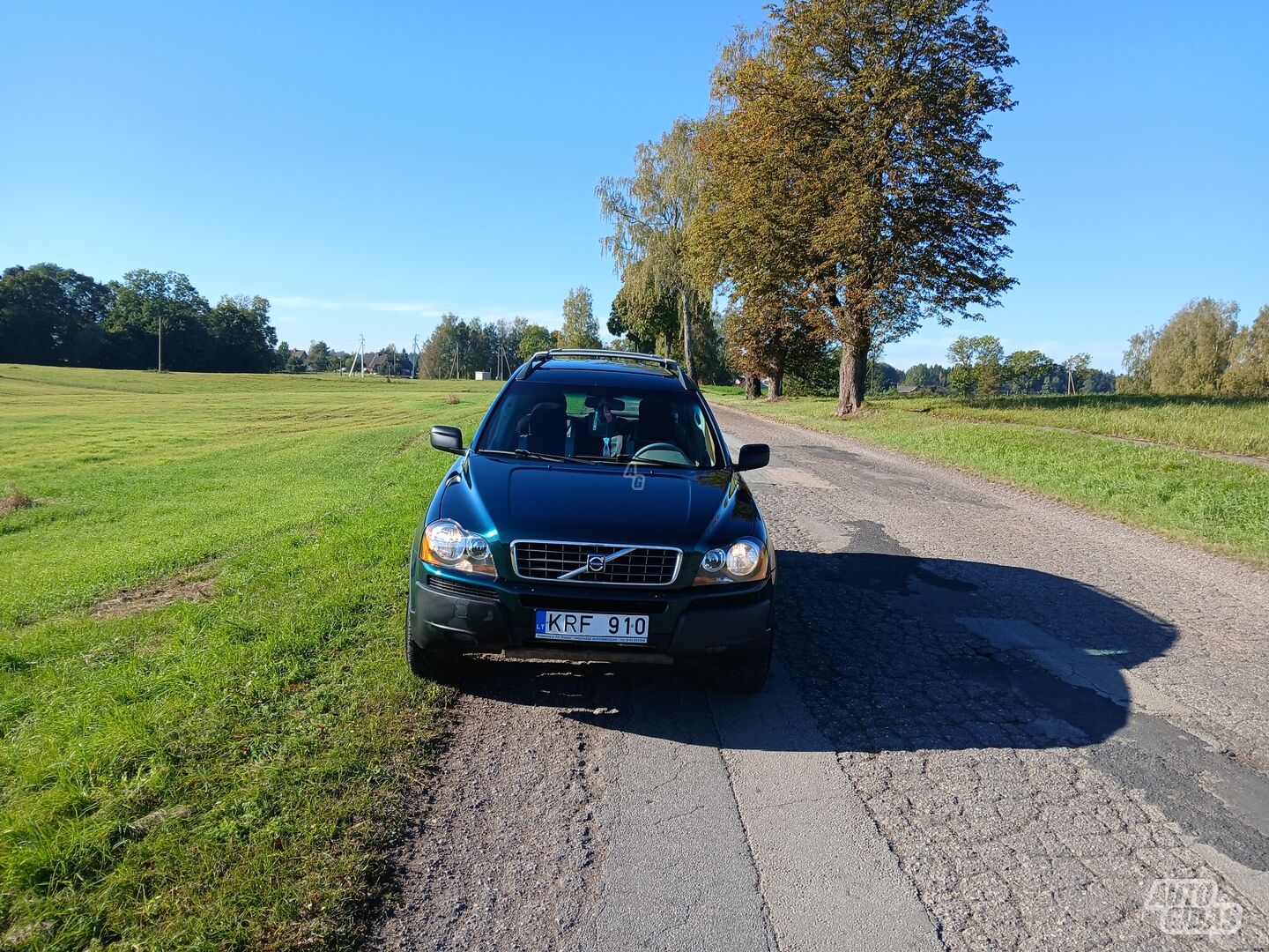 Volvo XC90 2004 y Off-road / Crossover