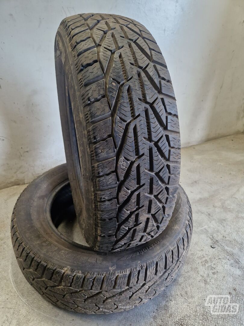 R15 universal tyres passanger car