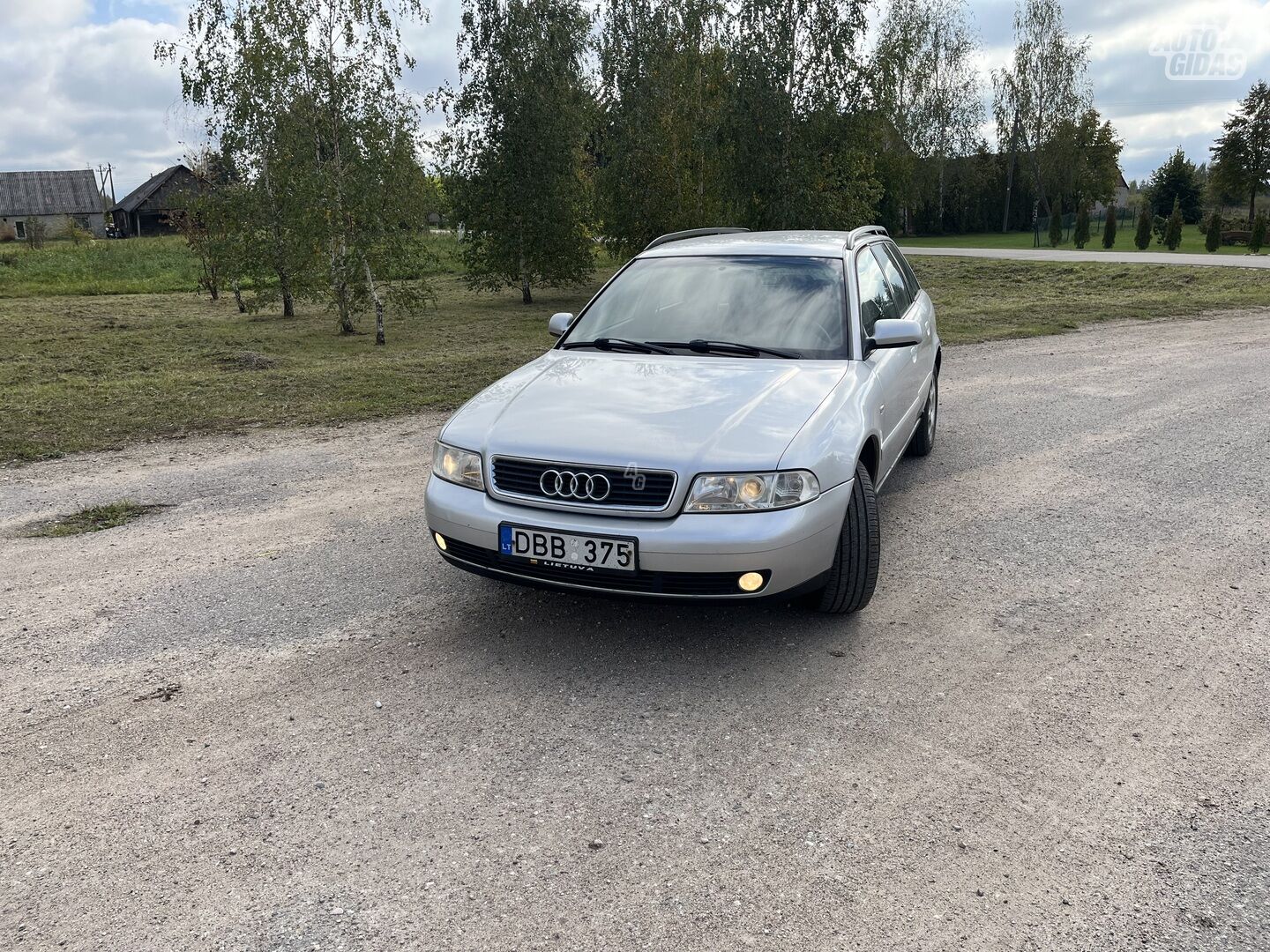 Audi A4 1999 m Universalas