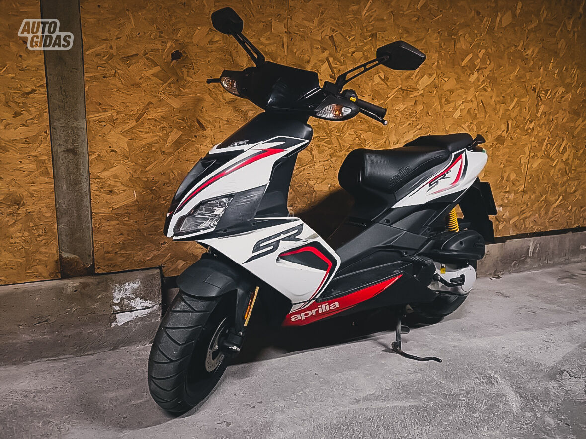 Aprilia SR 2015 m Motoroleris / Mopedas