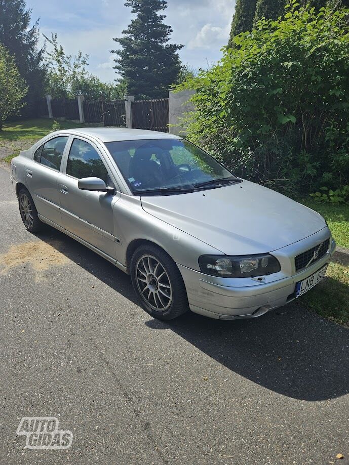 Volvo S60 I 2004 г запчясти