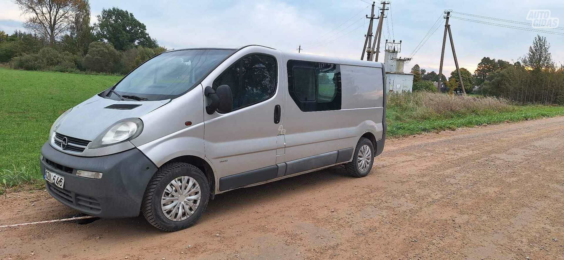 Opel Vivaro 2005 г Микроавтобус