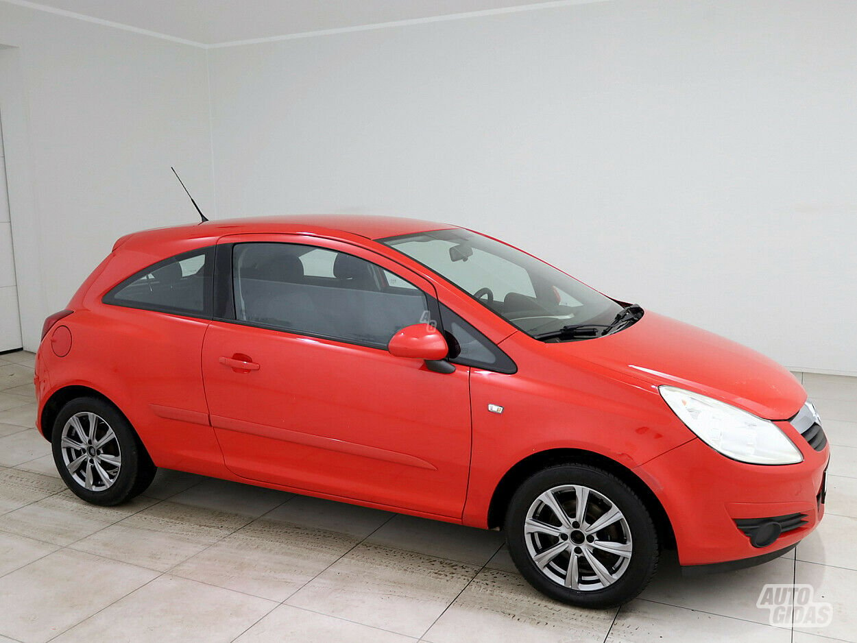 Opel Corsa 2006 y Hatchback