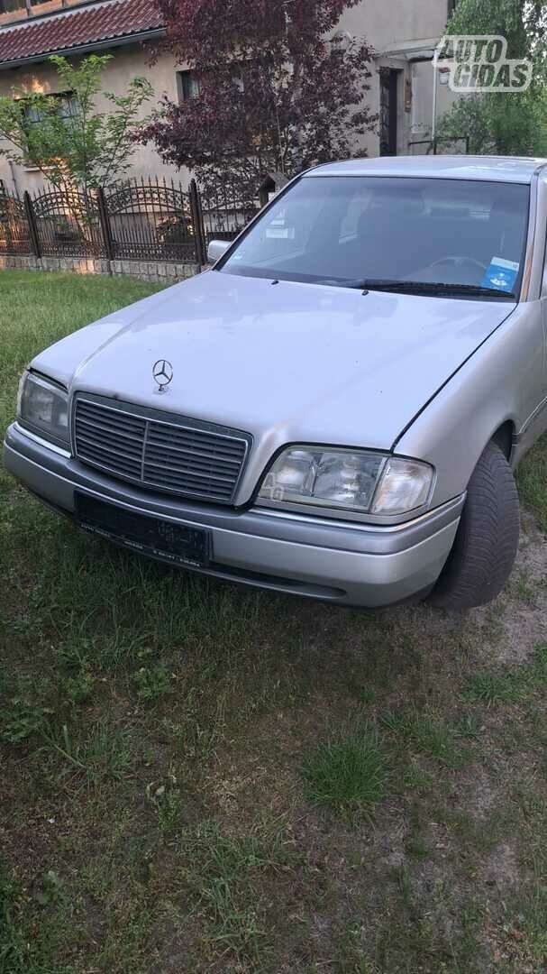 Mercedes-Benz C 180 1997 г Седан