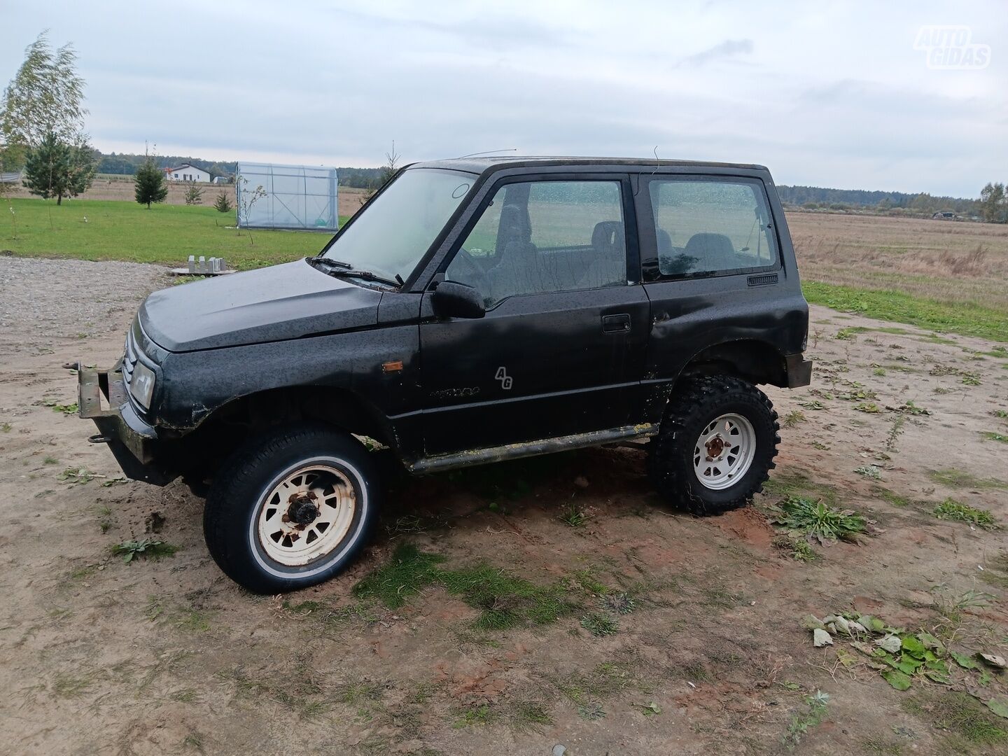 Suzuki Vitara 1991 m Visureigis / Krosoveris