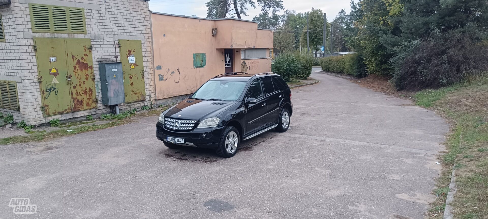 Mercedes-Benz ML 280 2006 y Off-road / Crossover