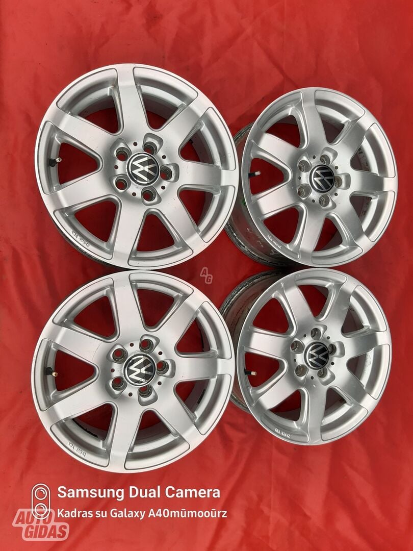 Light alloy R15 rims