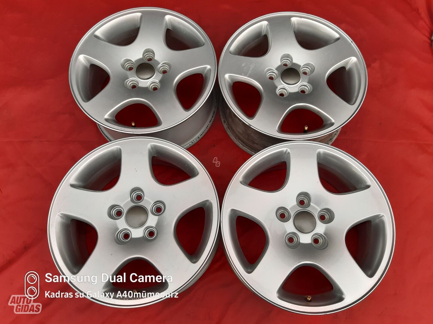 Light alloy R16 rims