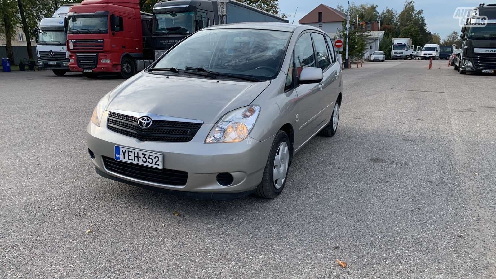 Toyota Corolla Verso 2003 y Van