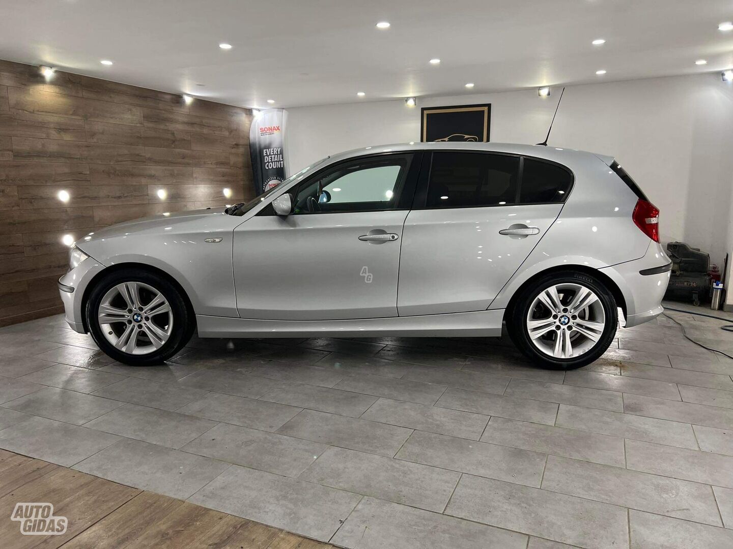 Bmw 118 2008 y Hatchback