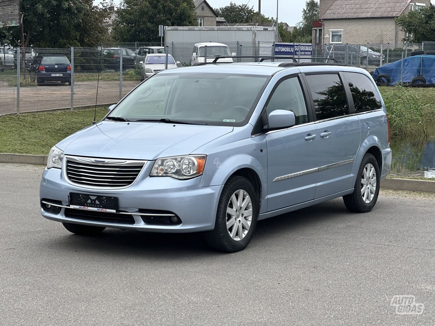 Chrysler Town & Country 2016 г Минивэн