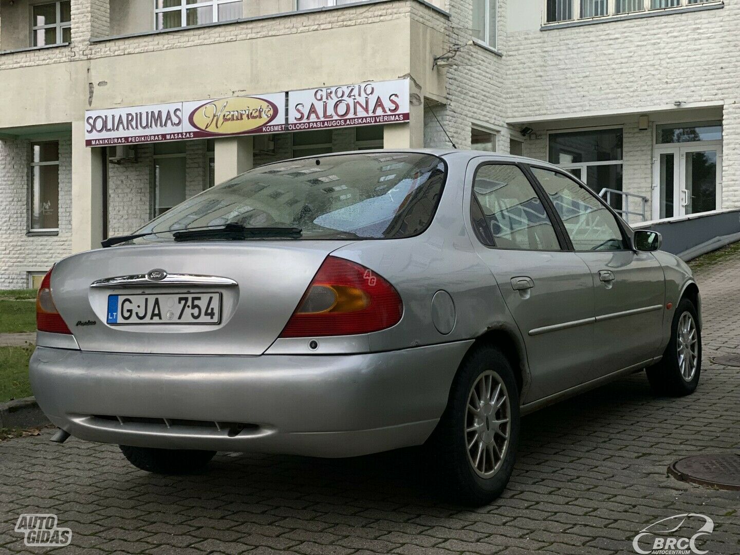 Ford Mondeo 1999 г Седан