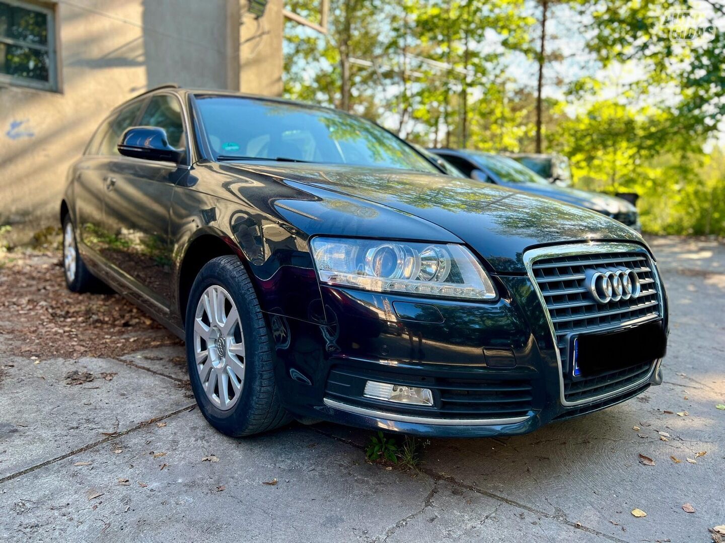 Audi A6 2010 г Универсал