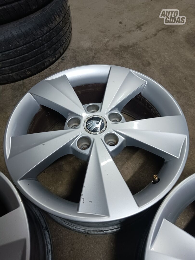 Skoda light alloy R16 rims