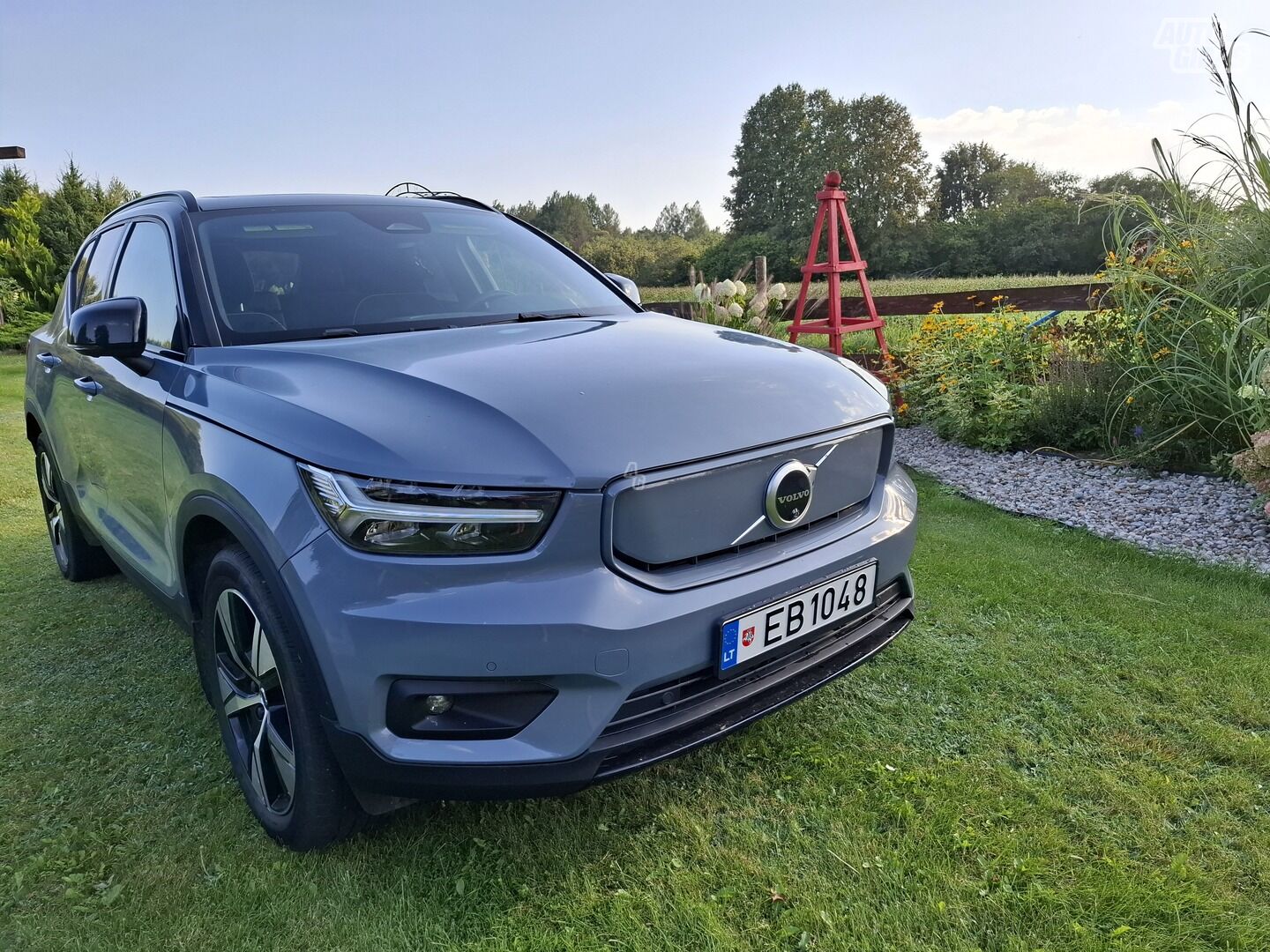 Volvo XC40 2021 г Внедорожник / Кроссовер