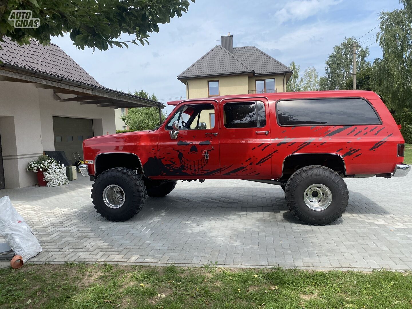 Chevrolet Suburban 1987 m Visureigis / Krosoveris