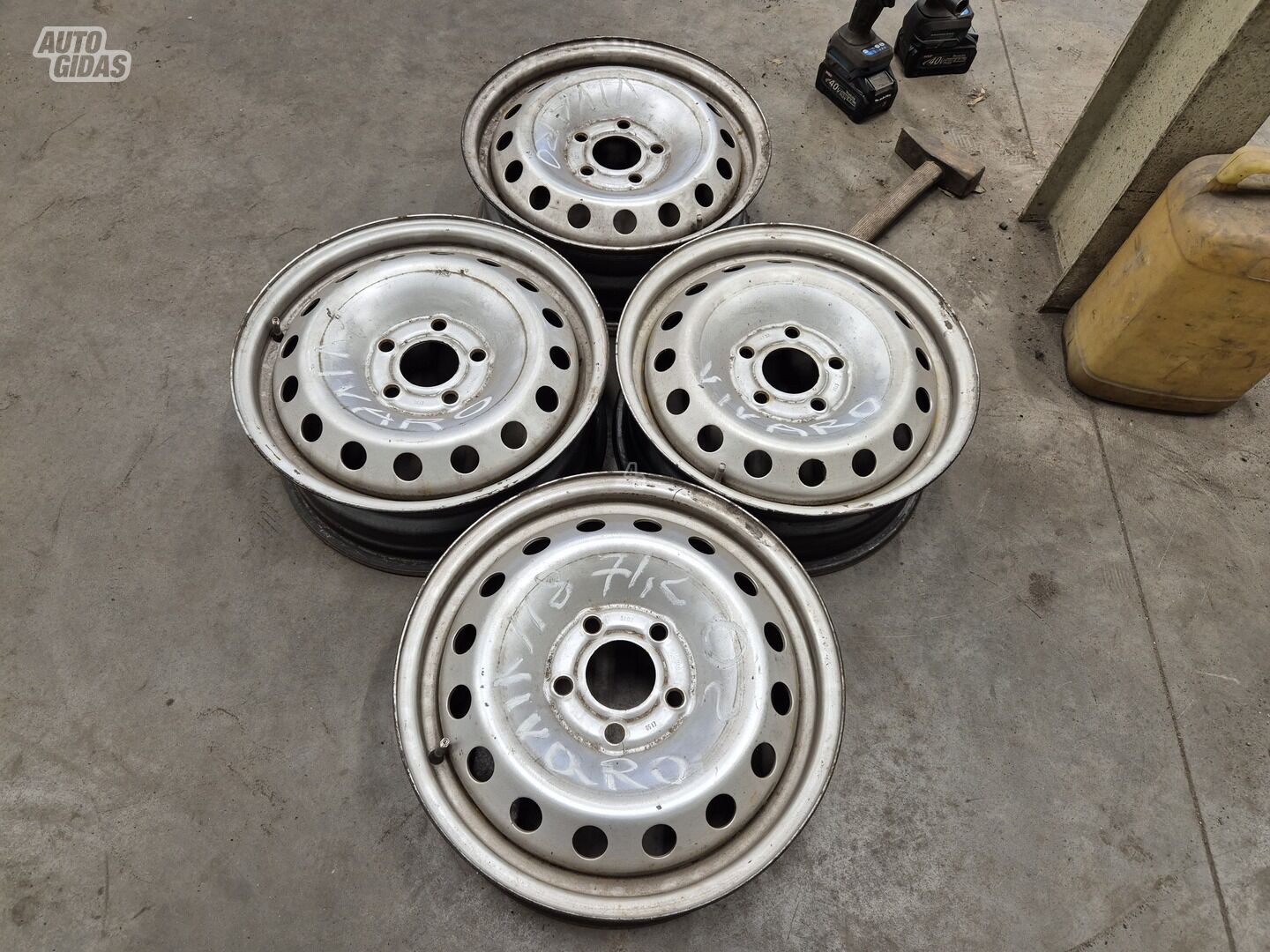 Vivaro steel stamped R16 rims