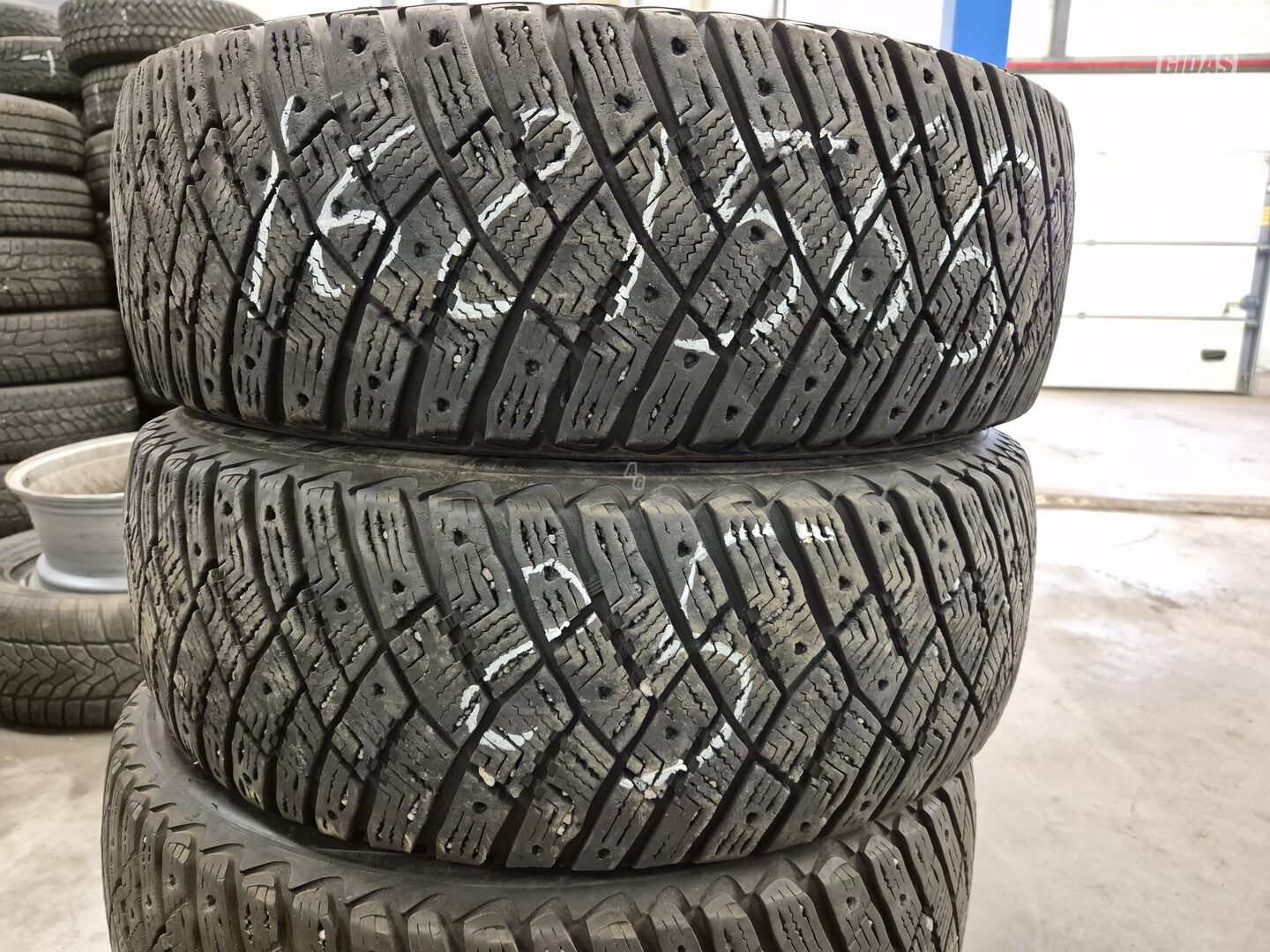 R16 winter tyres passanger car