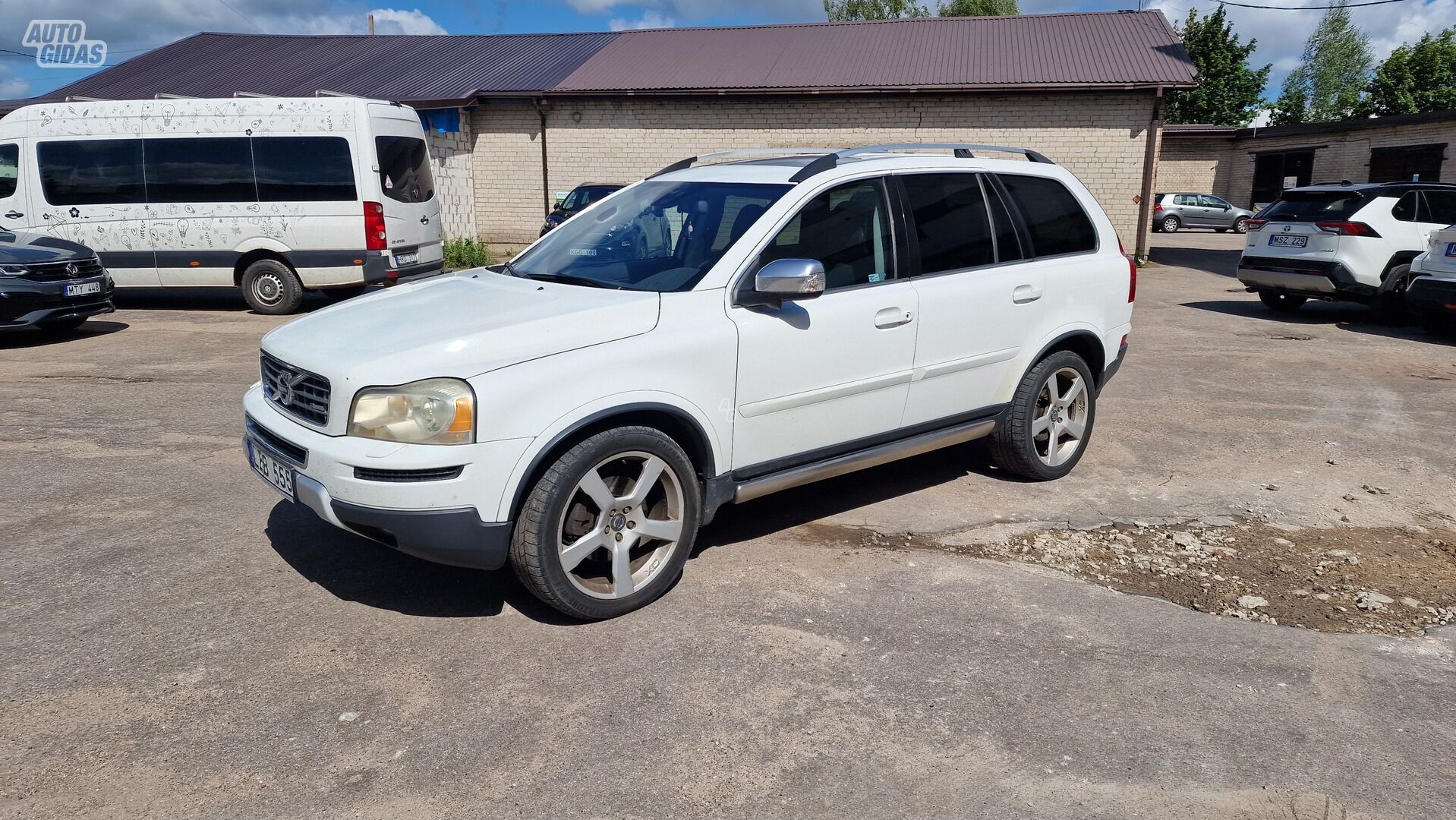 Volvo XC90 2010 y Off-road / Crossover