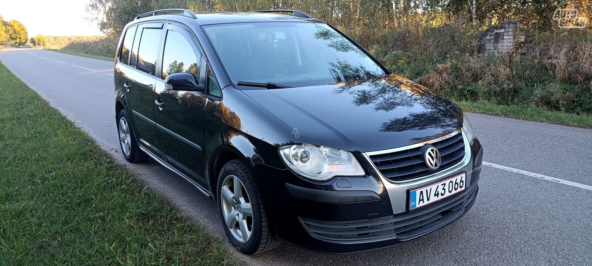 Volkswagen Touran I 2007 y