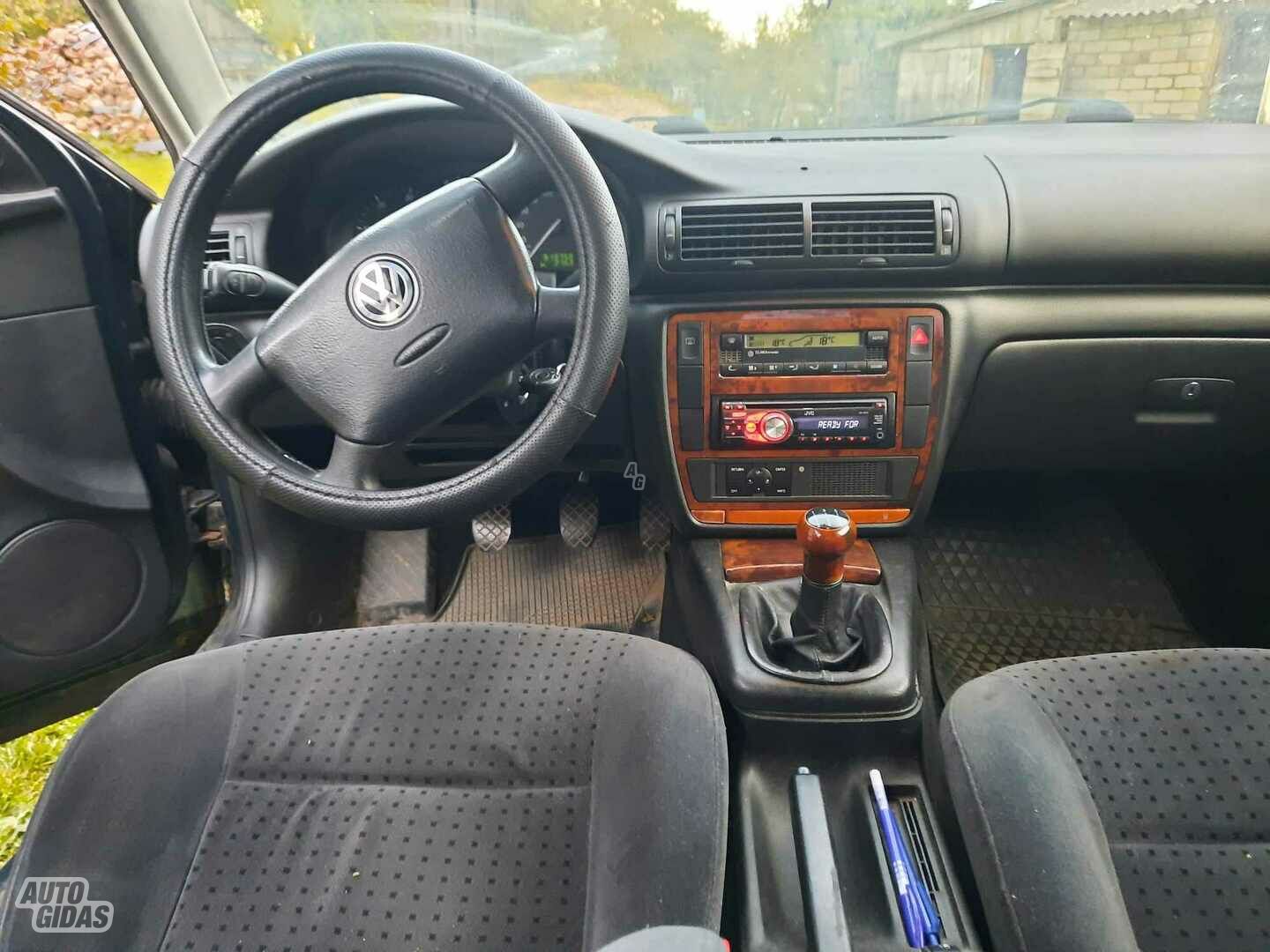 Volkswagen Passat 1997 г Седан