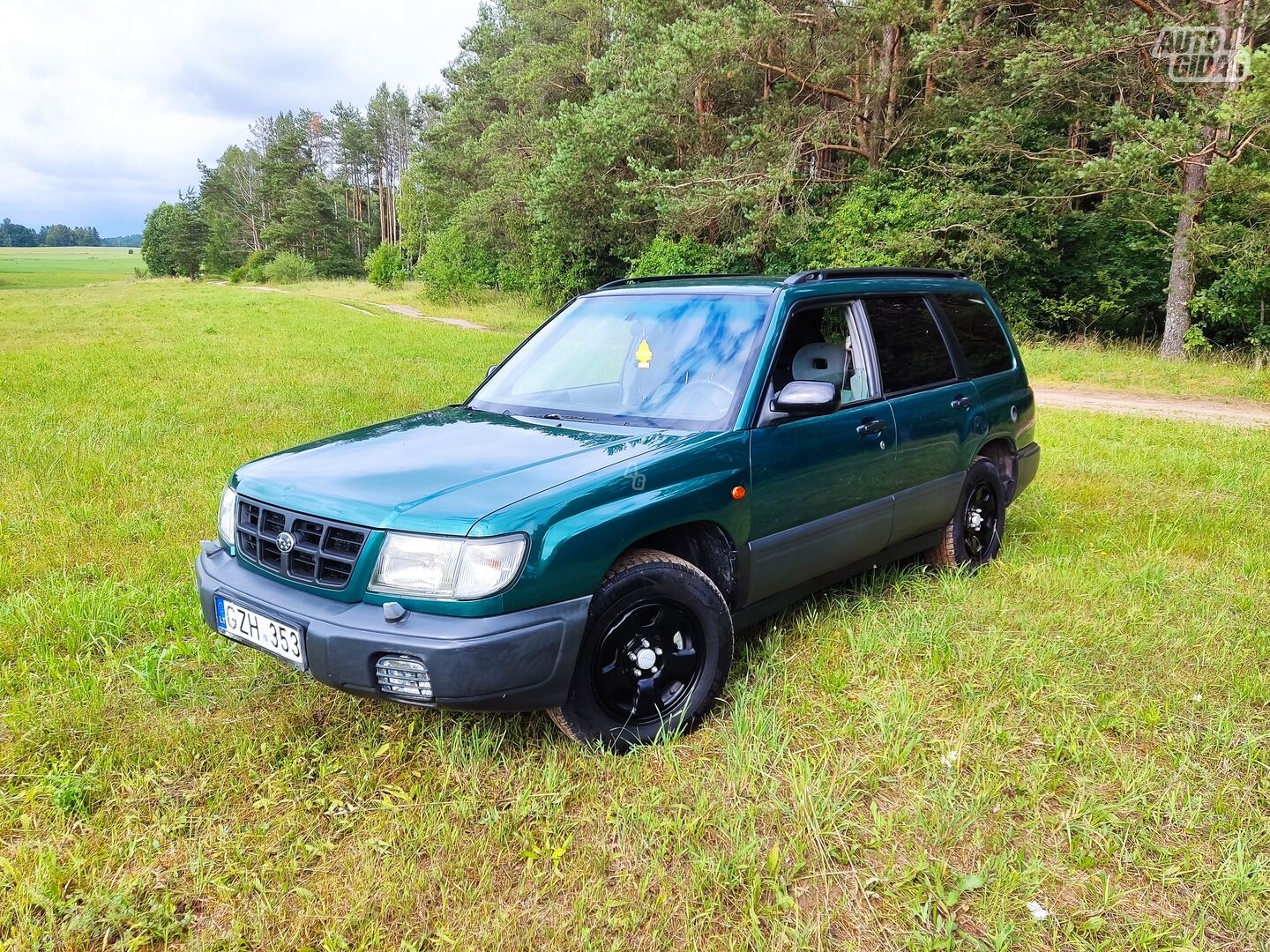 Subaru Forester 10600 1998 y