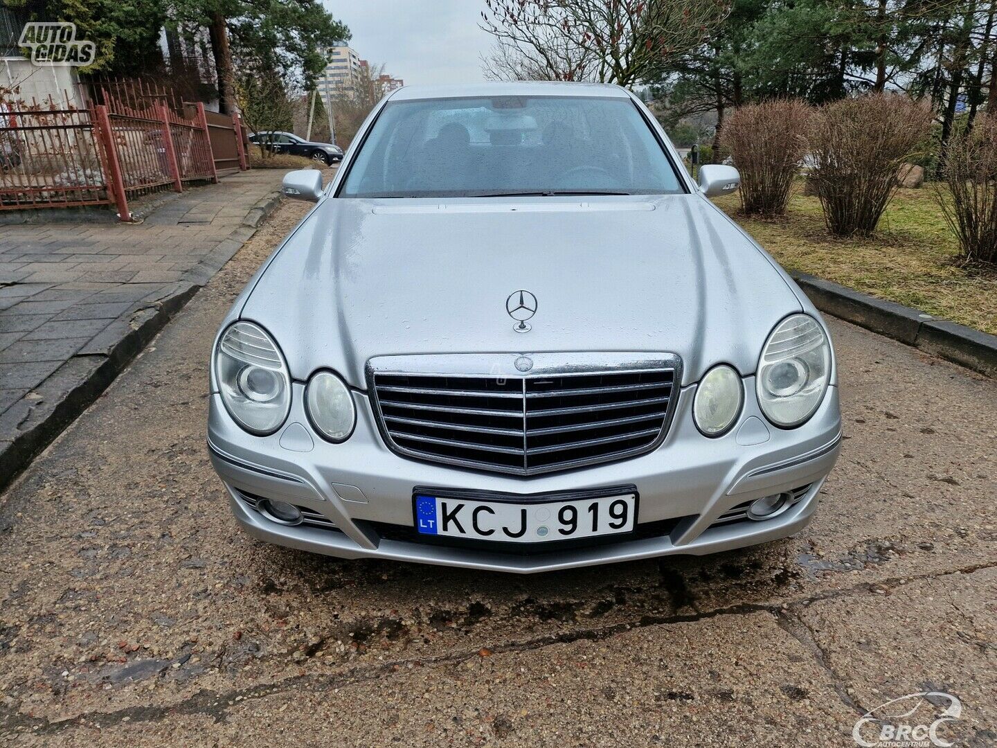 Mercedes-Benz E 280 2006 y Sedan