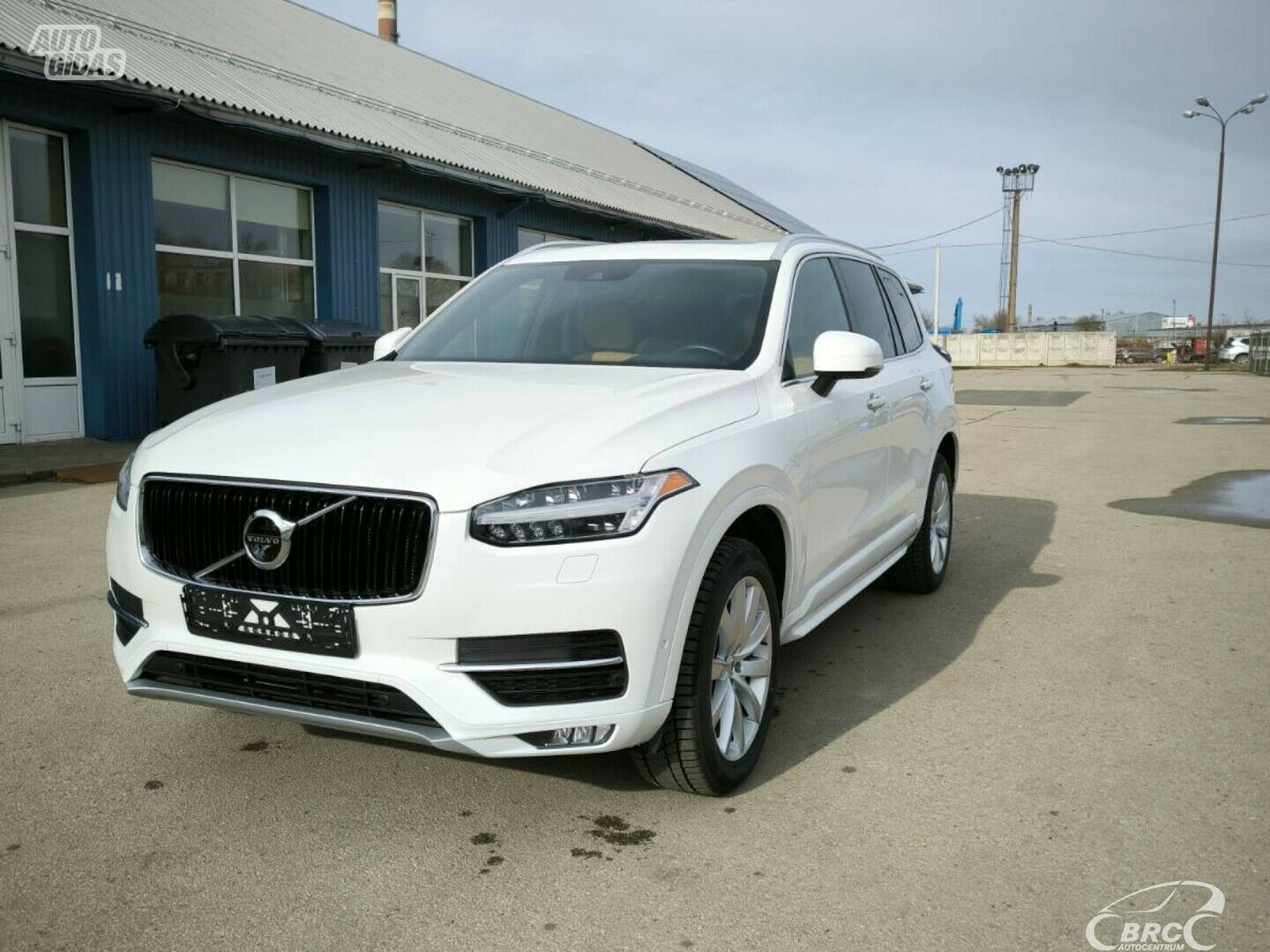 Volvo XC 90 2018 г Внедорожник / Кроссовер