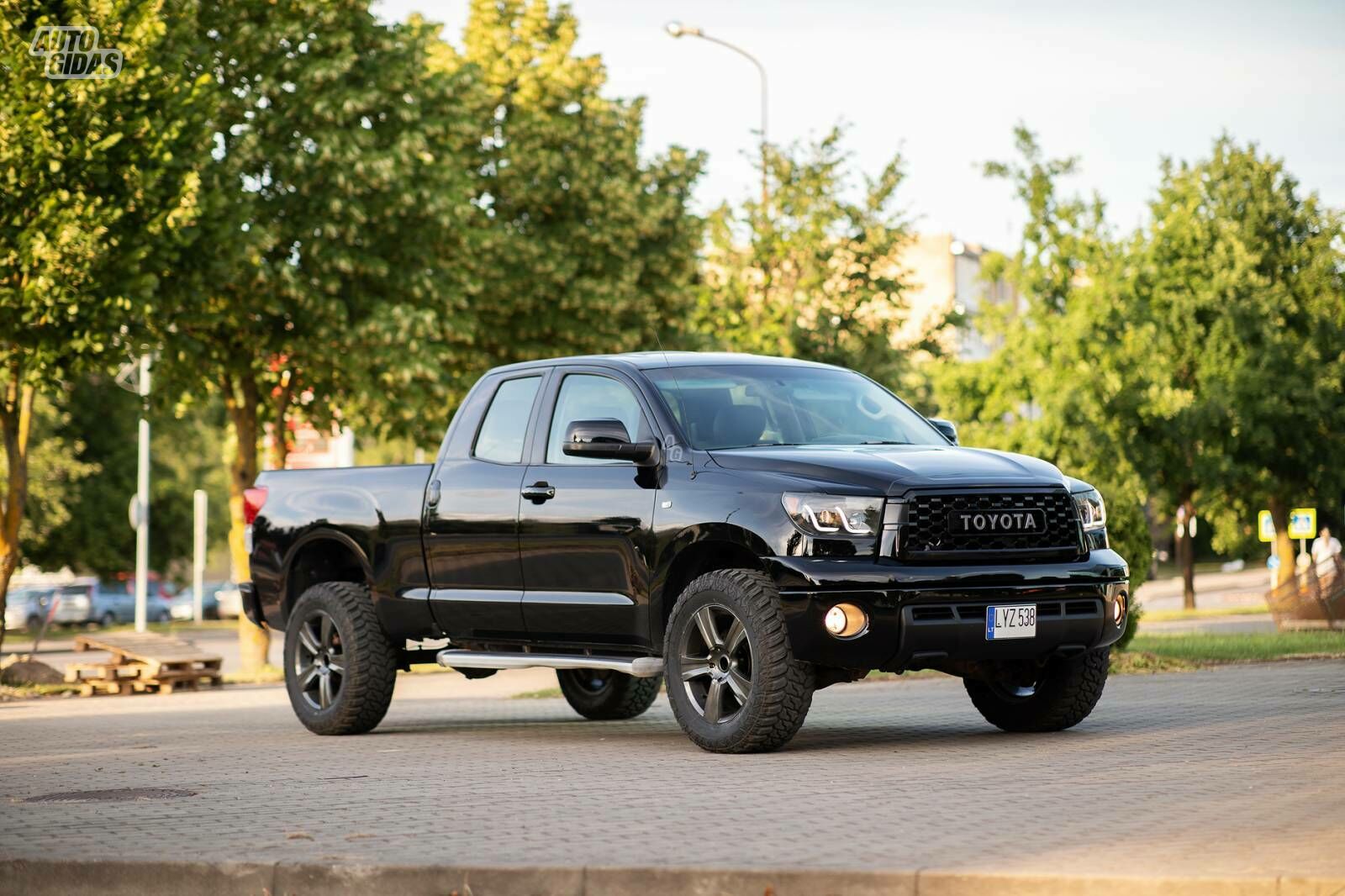 Toyota Tundra 2010 y Pickup