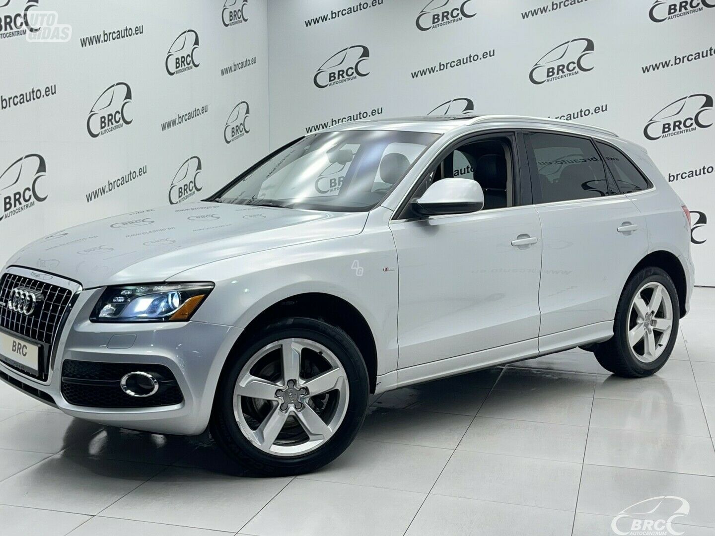 Audi Q5 3.2 Quattro Automata 2011 y