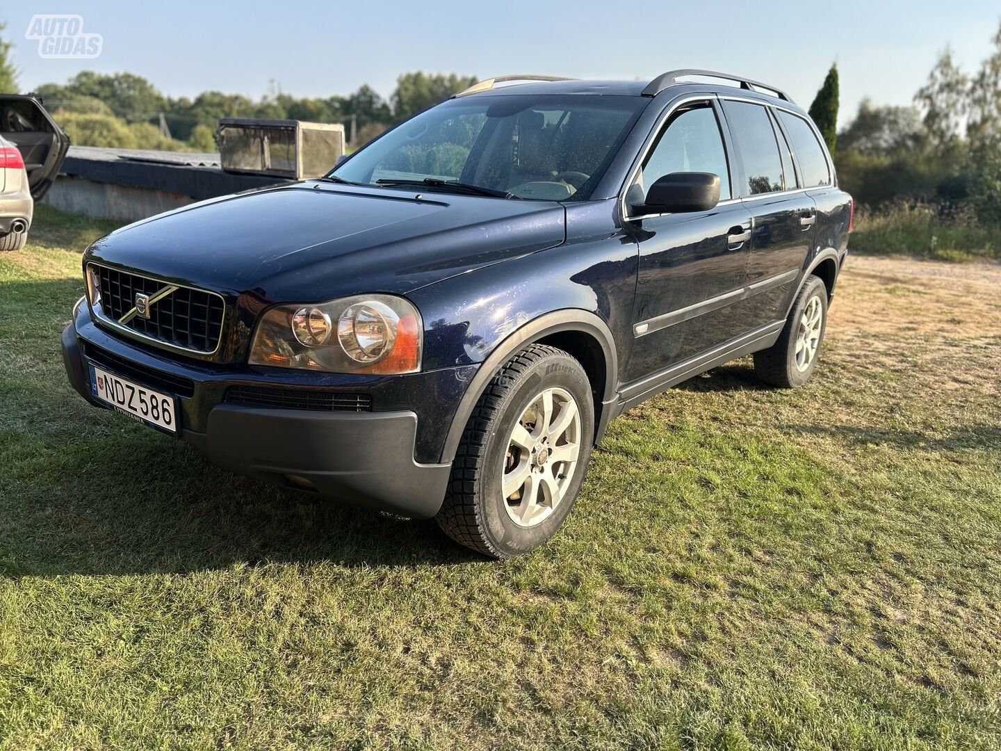 Volvo XC90 2006 y Off-road / Crossover