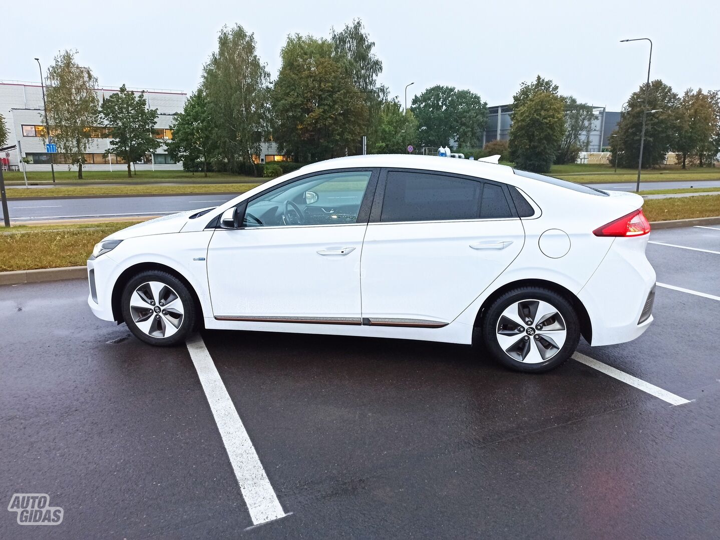 Hyundai Ioniq 2018 y Hatchback