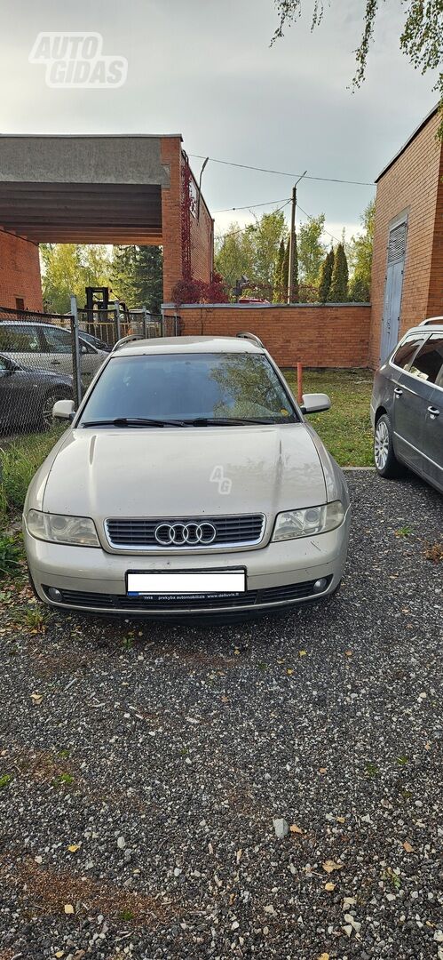 Audi A4 B5 2000 г