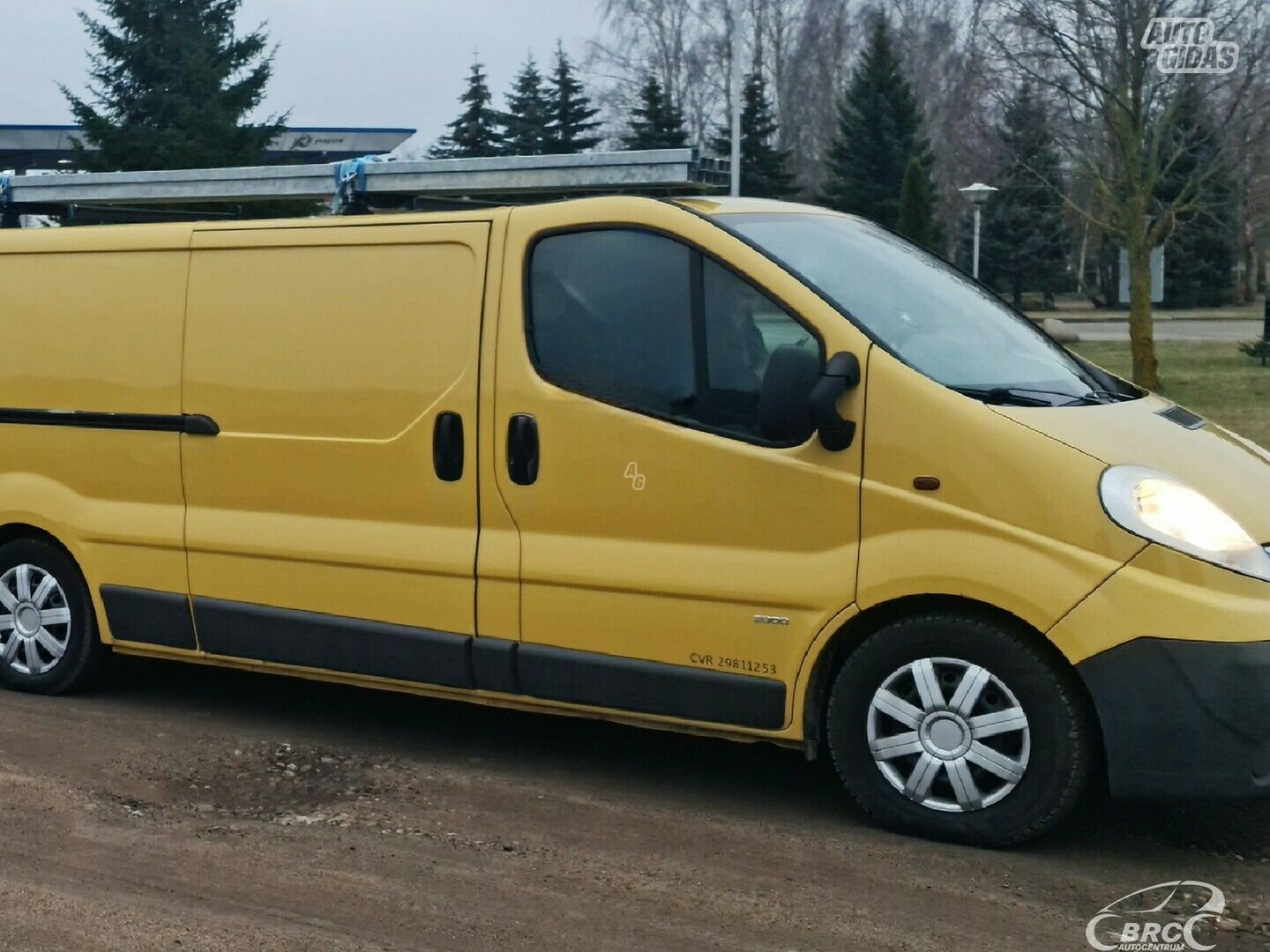 Opel Vivaro 2013 m Komercinis auto(su būda)