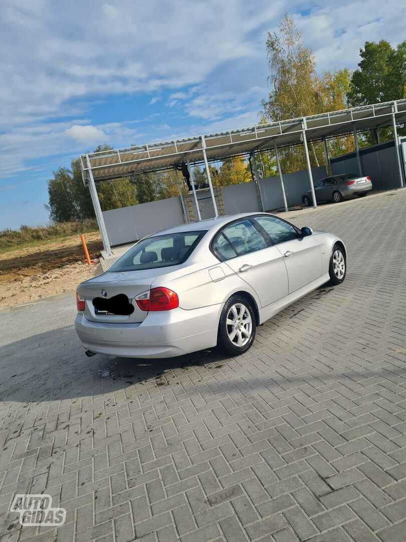 Bmw 318 E90 2008 г