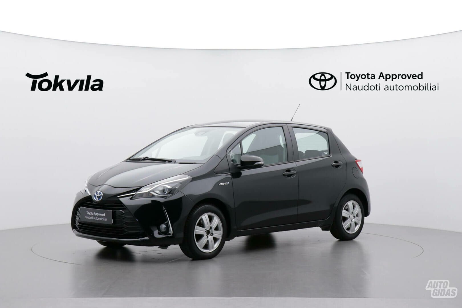 Toyota Yaris 2017 г Хэтчбек