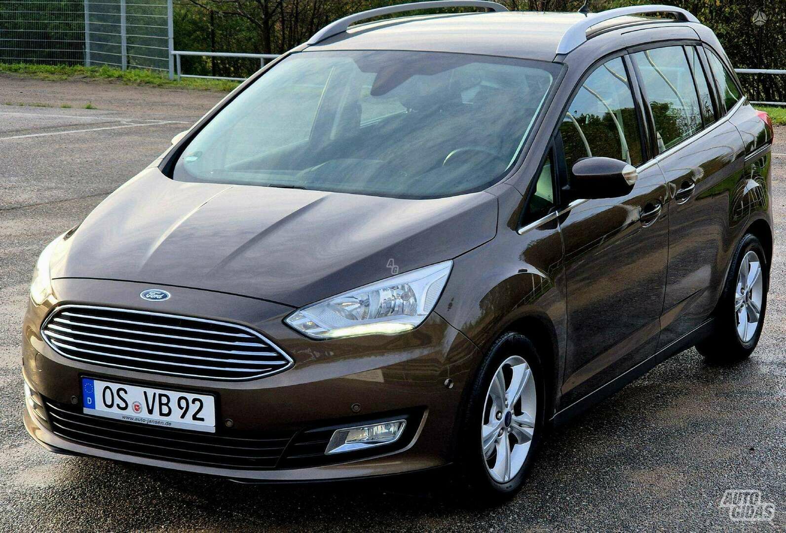 Ford Grand C-MAX 2016 y Van